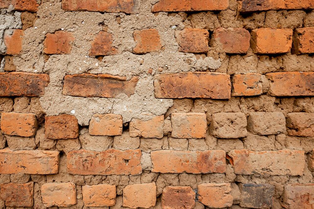 Parede de tijolo cerâmico aparente